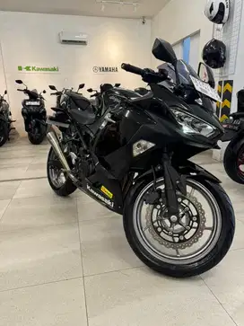 Kawasaki Ninja 250 FI tahun 2019 warna Hitam Gloss Ninja250 250CC CC