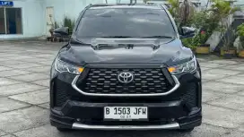 INNOVA ZENIX V 2.0 HYBRID 2024 HITAM TOYOTA KIJANG Q