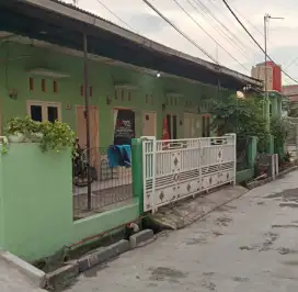 Jual Cepat Kontrakan 6 Pintu Strategis Dekat Sarana Prasarana