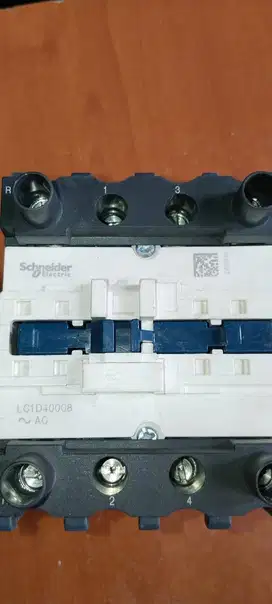 Magnetic Contactor Schneider LC1D40008 220 VAC, 60A, 3 Phase