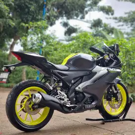 KM 6K AJA! YAMAHA YZF R15 V4 GREY 2023 PAJAK PANJANG SIAP GASPOL