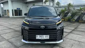 TOYOTA ALL NEW VOXY 2.0 TSS 2022/2023 HITAM