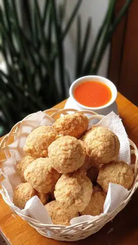 Dibutuhkan kitchen helper