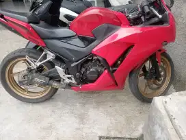 CBR 150R OlD tahun 2015