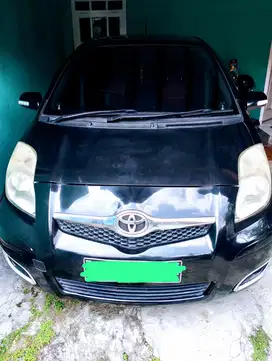 Toyota Yaris 2010 Bensin