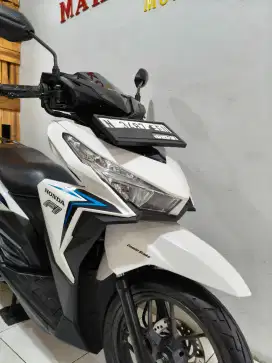 Hel~ VARIO 125 CBS 2017