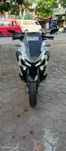 Adv 160 istimewa km 3rb modif elegan