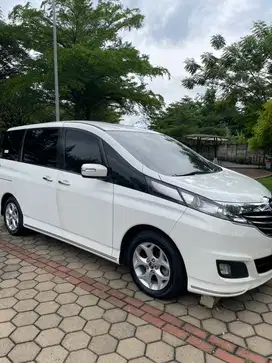 Dijual Cepat. Mazda Biante 2017. Pemakaian pribadi. Sangat terawat