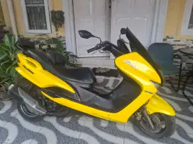 Yamaha Majesty CBU