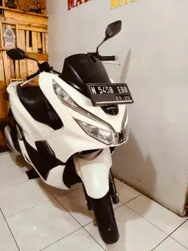 Hel~ PCX 150 ABS 2020