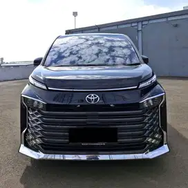 Toyota Voxy 2.0 AT Nik 2022
