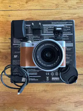 Kamera mirrorless fujifilm X-A20