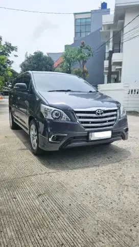 Kijang Innova Barong 2.5V A/T 2014 Diesel Solar