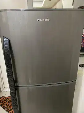 kulkas panasonic 2 pintu