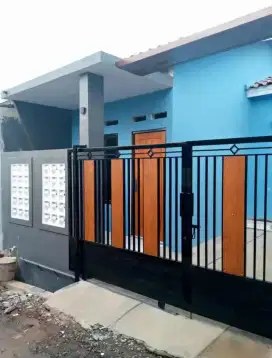 Rumah Baru Cluster Di Perkampungan Di Citayam