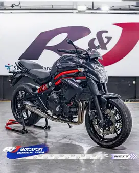 Kawasaki ER6N Km 23.000an Warna Hitam Full Paper