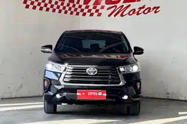 Toyota Kijangn Innova 2.0 V AT 2021 Hitam