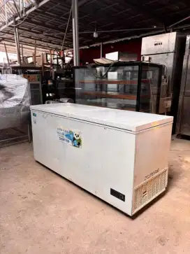Freezer box Merk RSA Mesin ORI
Kapasitas 600 liter
Harga 3,5jt,normal