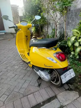 UD ENY MOTOR - Piaggio Vespa Sprint thn 2022