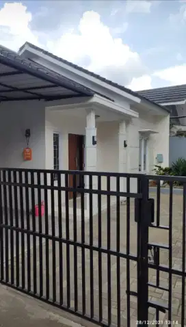 Rumah Asri Kuldesak di Perumahan strategis