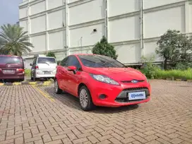 TDP 5,JT Ford Fiesta 1.4 Trend Bensin-AT Merah 2014