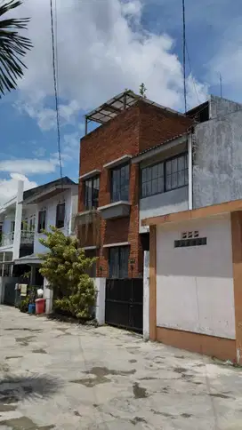 TURUN HARGA Rumah MURAH 2 lantai di The Green Sariwangi