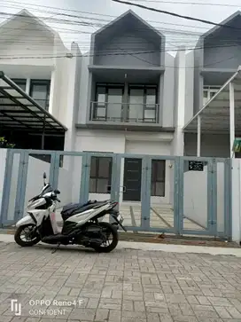 Dijual rumah baru murah di komplek cisaranten arcamanik
