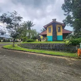 Rumah Villa Kota Bunga Puncak Bagus Taman Luas Cuaca Sejuk