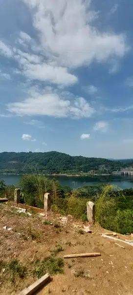 Dijual Tanah di Bandung Barat,View Bendungan Cirata  Cocok untuk Resor