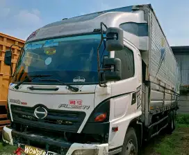 Hino Lohan Tronton 6×2 FL 235 TI Wingbox 9.7mtr Bio Solar Turbo 10ban