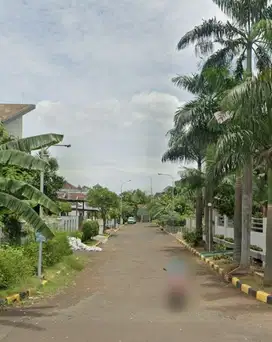A138 Jual Rumah Lama Hitung Tanah Termurah di Komplek Intercon
