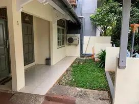 Rumah 2 lt Bintaro sector 5