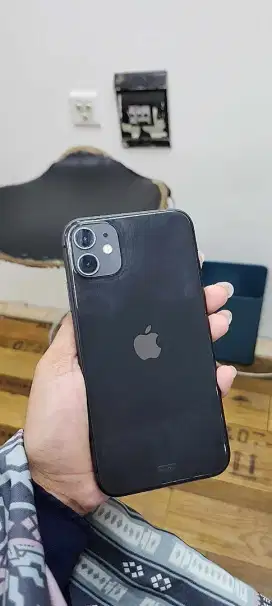 iphone 11 64gb second full no minus ibox bh 80%