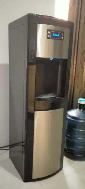 Dispenser Royal galon bawah