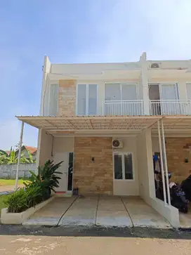 Rumah dua lantai di Parung Bogor