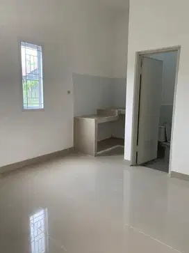 Rumah 2 Lantai Sertipikat Sudah SHM