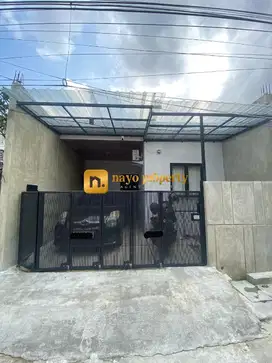 Rumah Bagus FULL FURNISHED Dalam Komplek di Cikunir Pekayon Bekasi