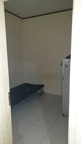 Dijual Rumah SHM 2 KT Komplek Pelita Air Meruyung, Strategis