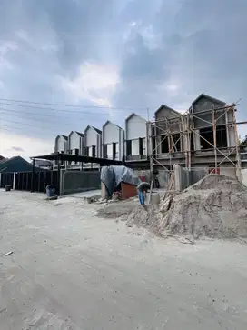 RUMAH 2 LANTAI TANAH LUAS DI JATIASIH BEKASI