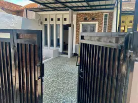 Rumah komplek cisaranten arcamanik kota Bandung dkt Al Ghifari