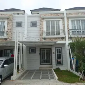 Disewakan Rumah monaco 2 kamar tidur plus sudah ada canopy