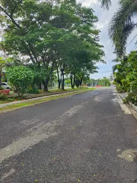 Dijual rumah 2 lantai cluster aralia kota harapan indah bekasi