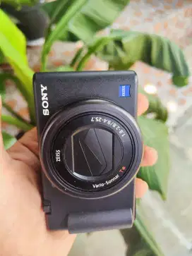 Sony Camera Pocket ZF-1 Kamera Vlog bukan Mirrorless