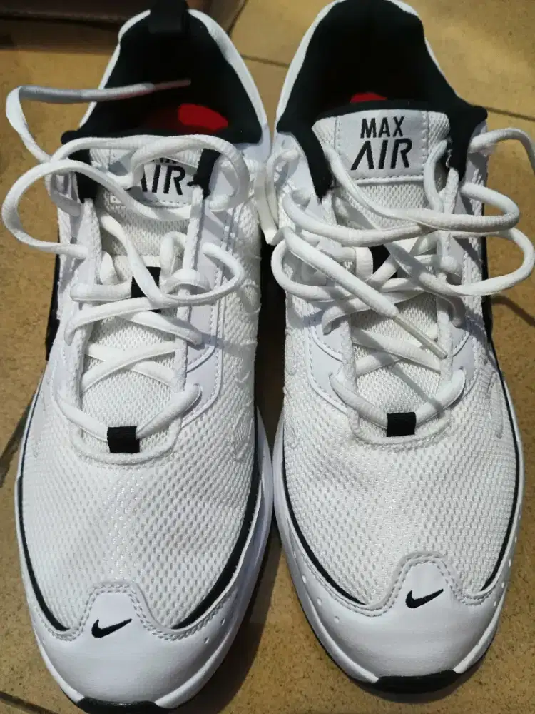 NIKE AIRMAX AP WHITE BLACK-BRIGHT CRIMSON