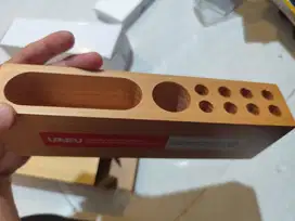 tempat pena minimalis kayu