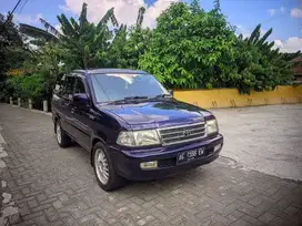 Toyota kijang 2.4 LGX 2000 Plat AG yon mobil bekas sekoto kediri jatim