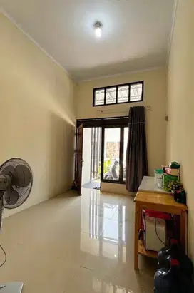 Dijual Rumah Komersil bisa Take Over Perum Puri Tamara, Bekasi