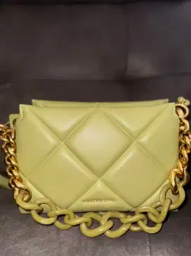 Tas merk CHARLES AND KEITH