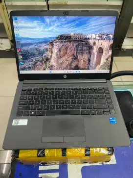 HP 240 G8 core i5 gen11 8gb 256gb murah