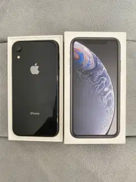 iPhone Xr black 64gb iBox